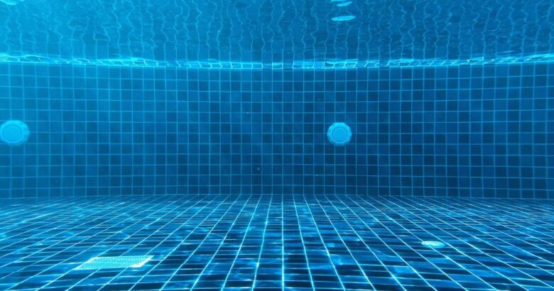 Cloro granulado ou pastilha, qual rende mais na piscina de casa?